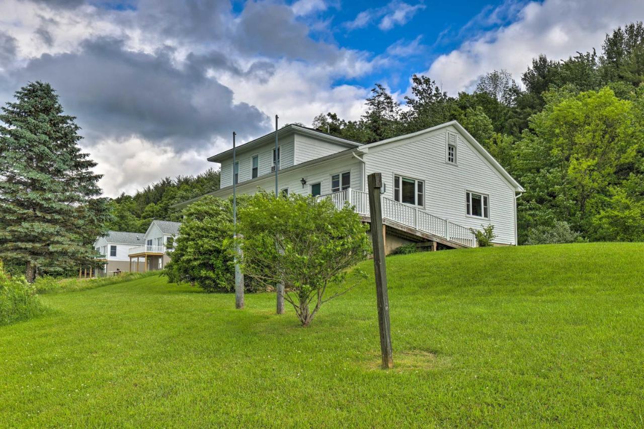 Apartment With Shared Deck And View Of Cowanesque Lake Lawrenceville Exterior foto
